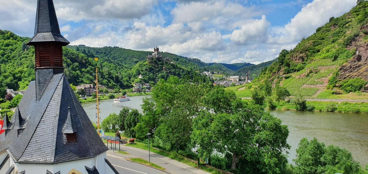 Hotel "Zur Schonen Aussicht" Cochem Exterior foto