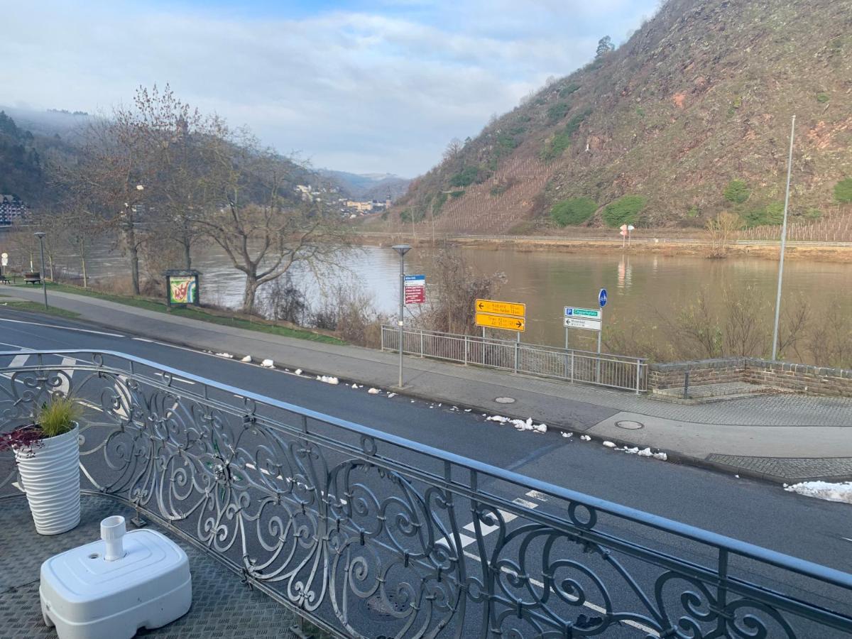 Hotel "Zur Schonen Aussicht" Cochem Exterior foto